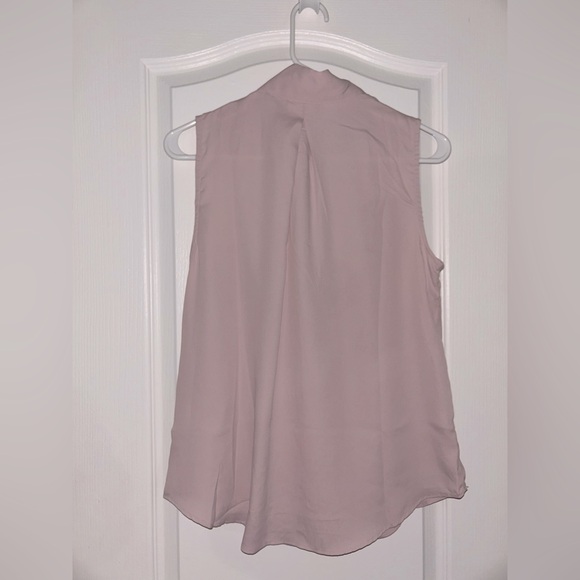 ✨NWT | H&M | Dusty Pink Non sleeves with knot blouse - Picture 5 of 5